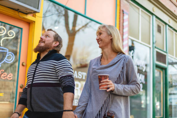 Your National Campaign Is Invisible on Main Street